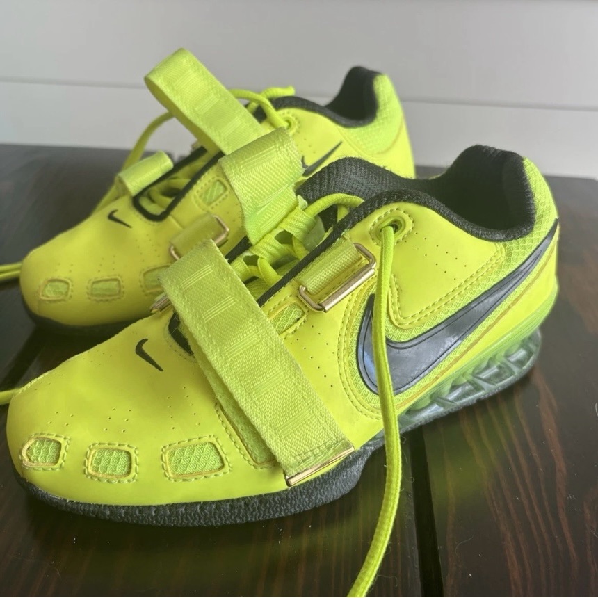 New Nike Volt Yellow Romaleos Sz 5 Men’s 6.5 Women’s Lifters